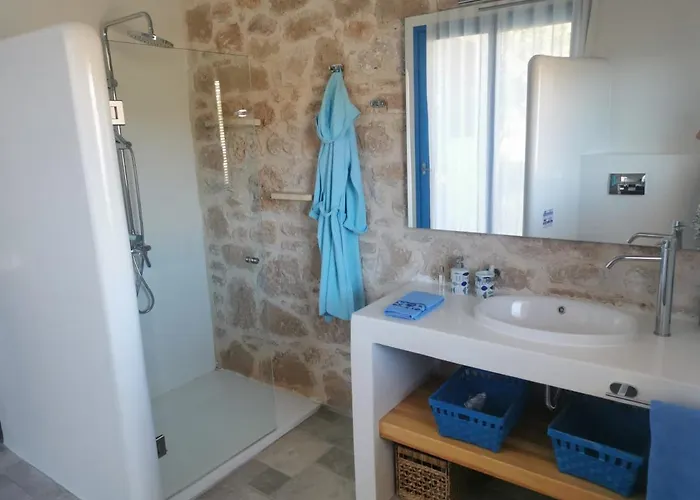 Holiday home Bravo *